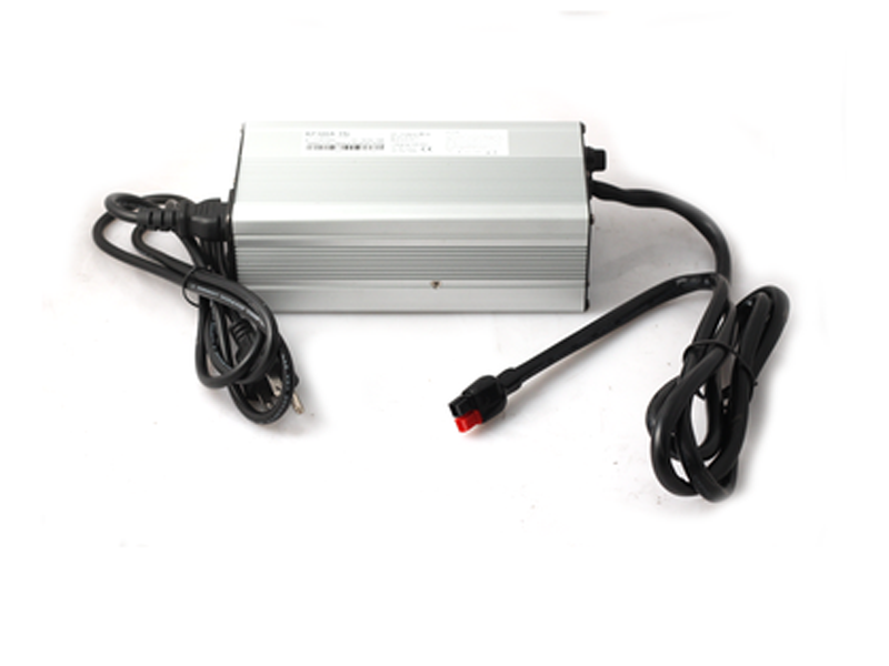 12V 15A Lithium Battery Charger (LiFePO₄) - Free Shipping Canada